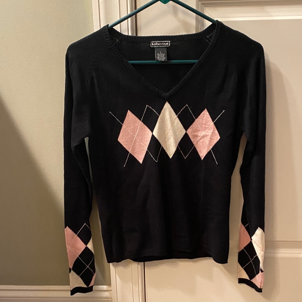 Takeout Black and Pink Argyle V-Neck Blouse